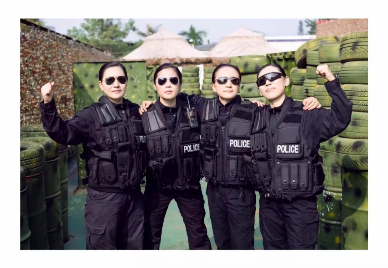 明灿警务经历资料照